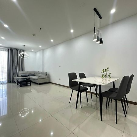 Qhome Ho Chi Minh City Exterior photo
